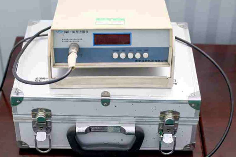 Квадратный измеритель сопротивления DMR-1C